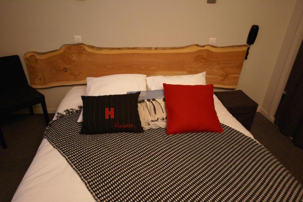 Hotel De La Placette Barcelonnette Room photo