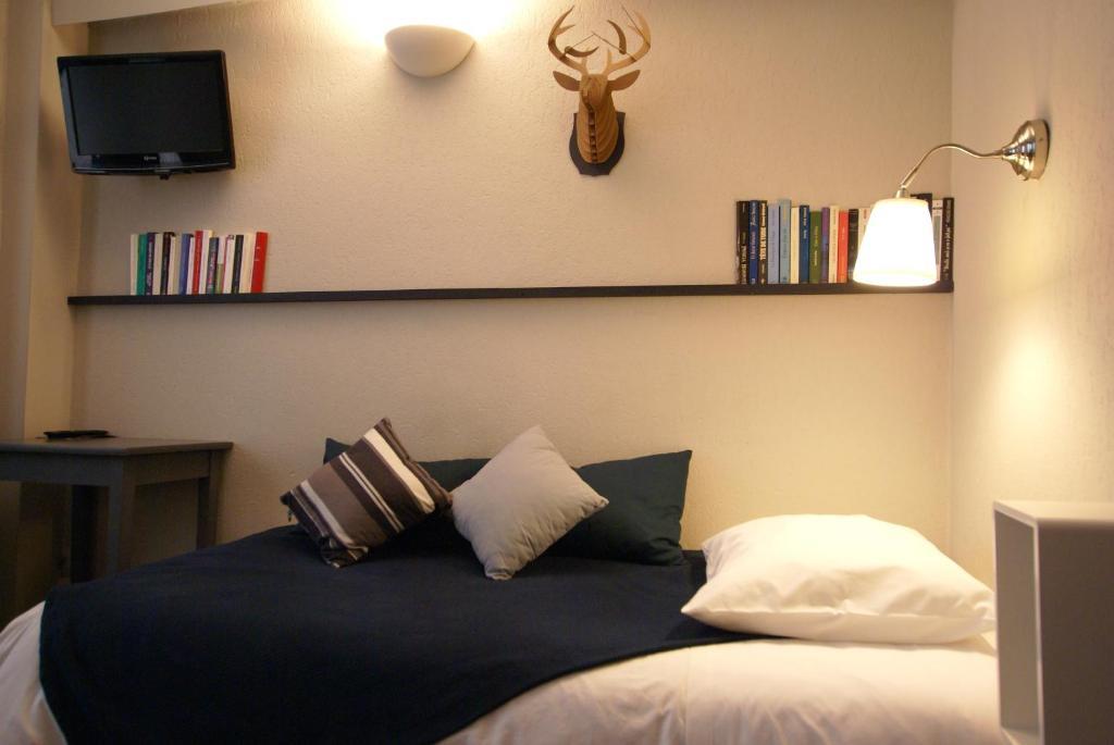 Hotel De La Placette Barcelonnette Room photo